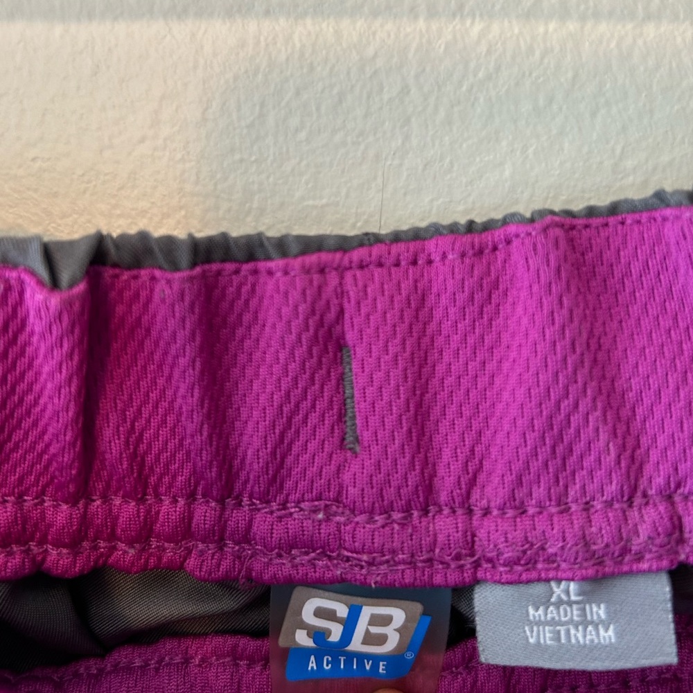 SB Active capris - Picture 2 of 2